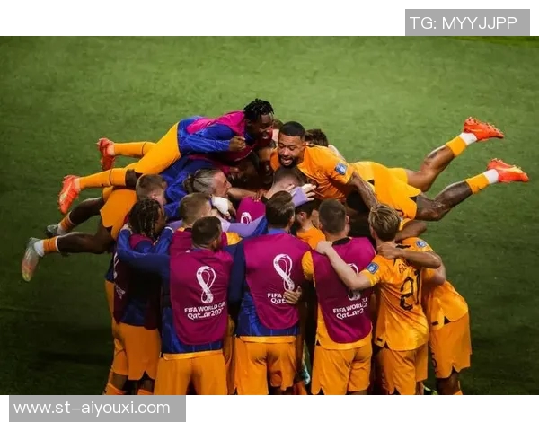 荷兰9月世预赛大名单：范戴克领衔，赖因德斯、德佩等人在列