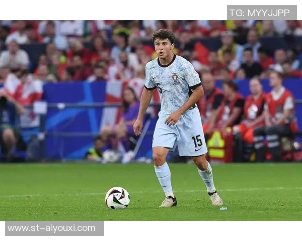 马卡：吕迪格在复出后感觉良好，阿隆索对他回归感到非常高兴